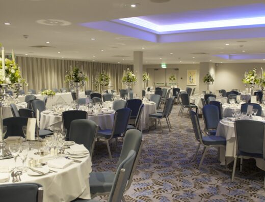 Mercure Gloucester Bowden Hall Hotel (Lakeside Suite)