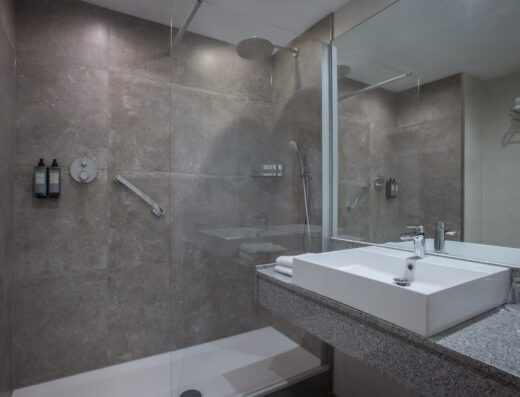 Clayton Hotel Leeds